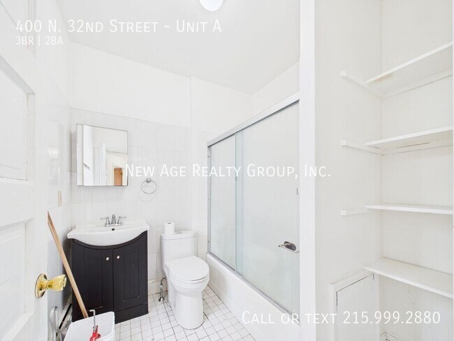 Building Photo - 400 N 32nd St