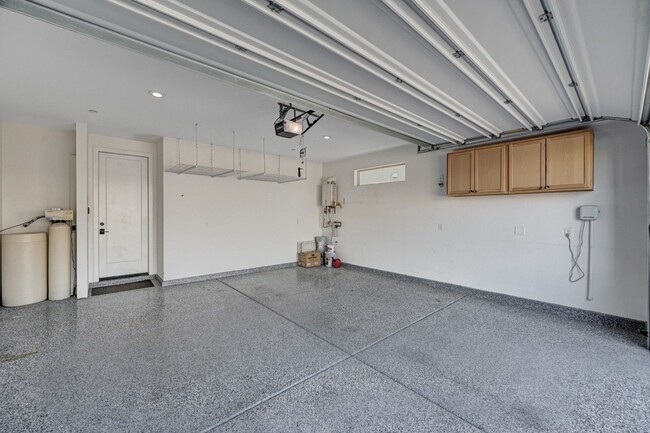 Building Photo - STUNNING 2 Story, 3 Bedroom Home in INSPIR...