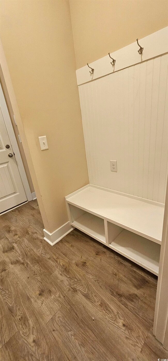 Building Photo - 317 Brighton Pl