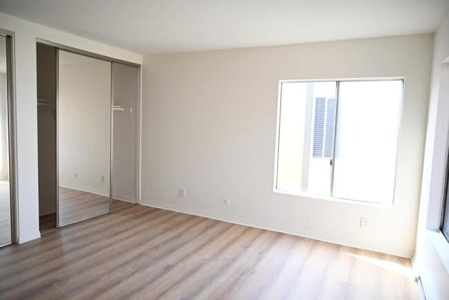 Building Photo - 23306 Marigold Ave