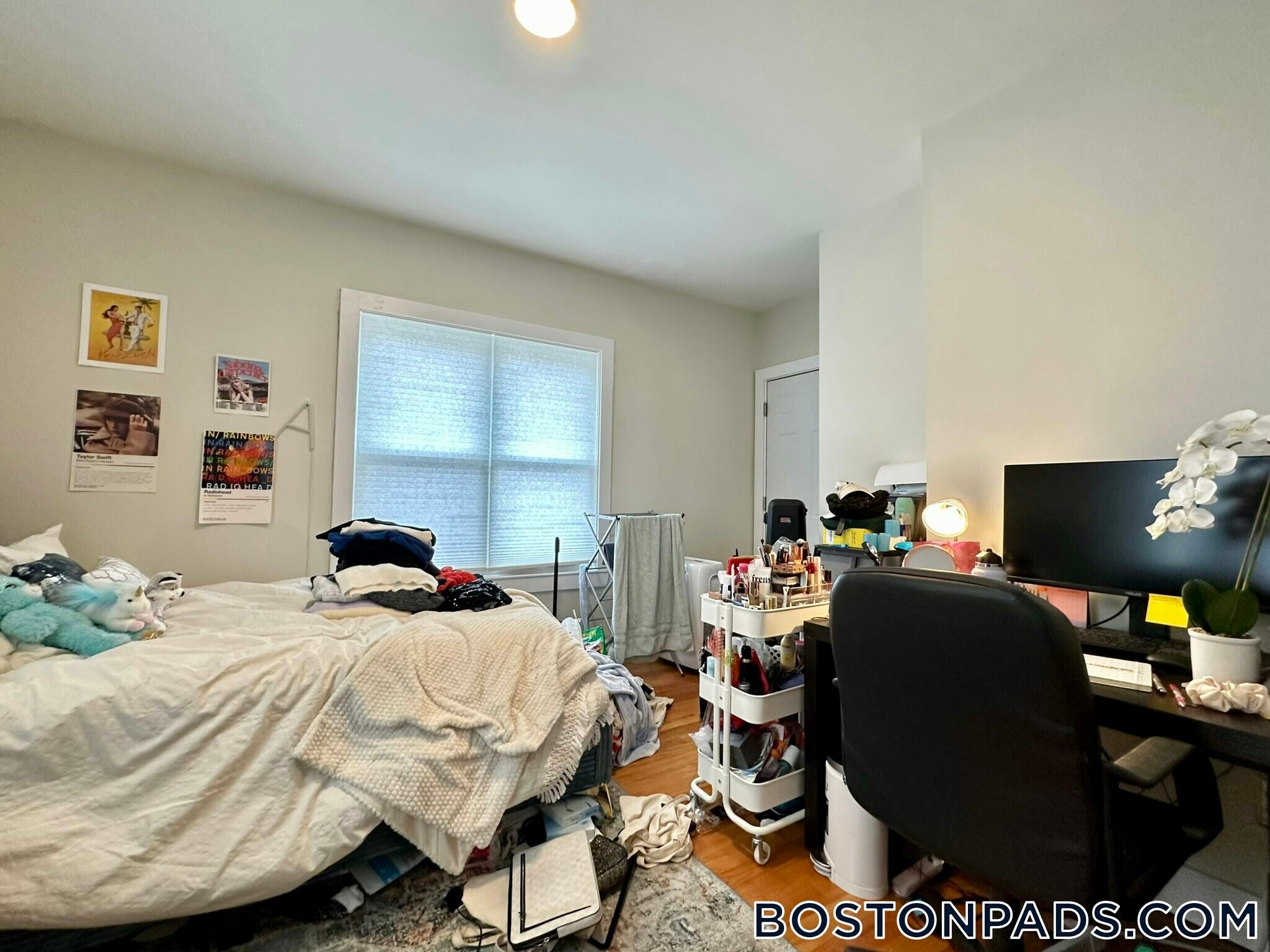 Building Photo - 839 Parker St