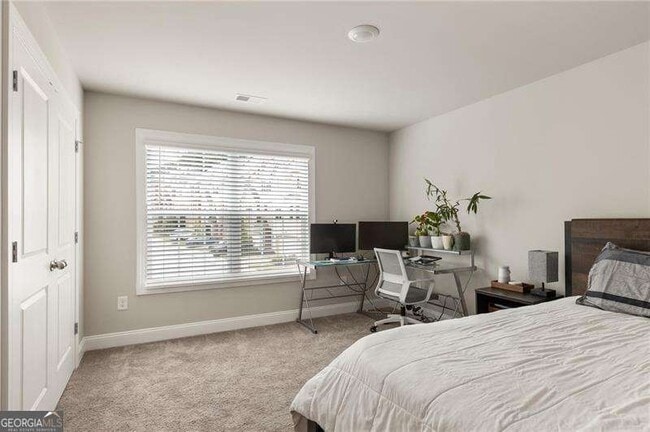 Building Photo - 1603 Glenivy