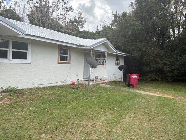 Building Photo - 1143 Woolfolk St