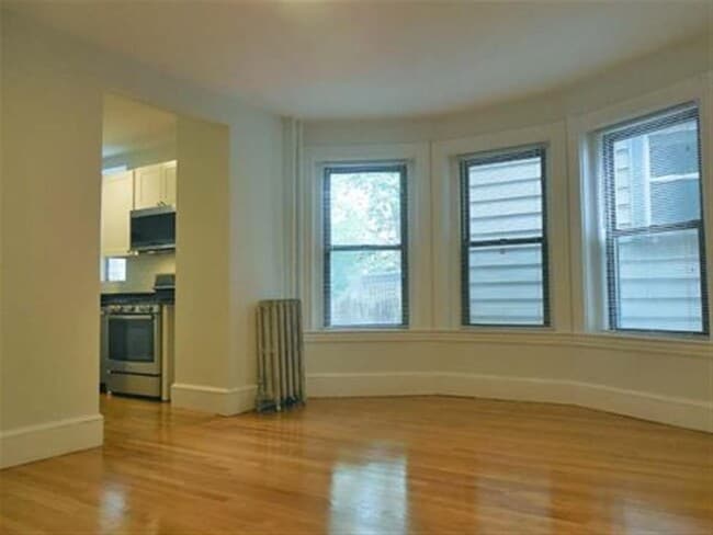 Building Photo - 40 Cedar St