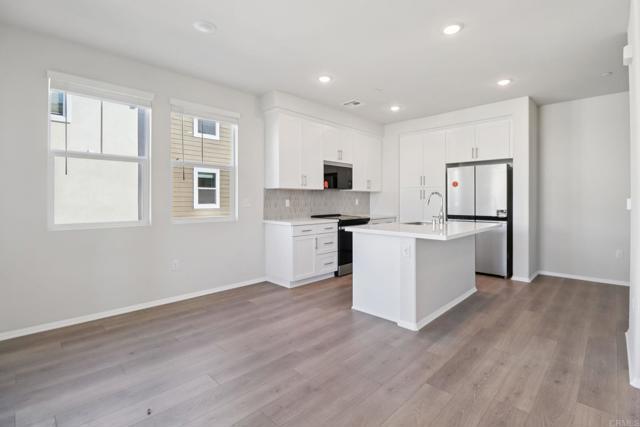 Building Photo - 201 Palm Rd