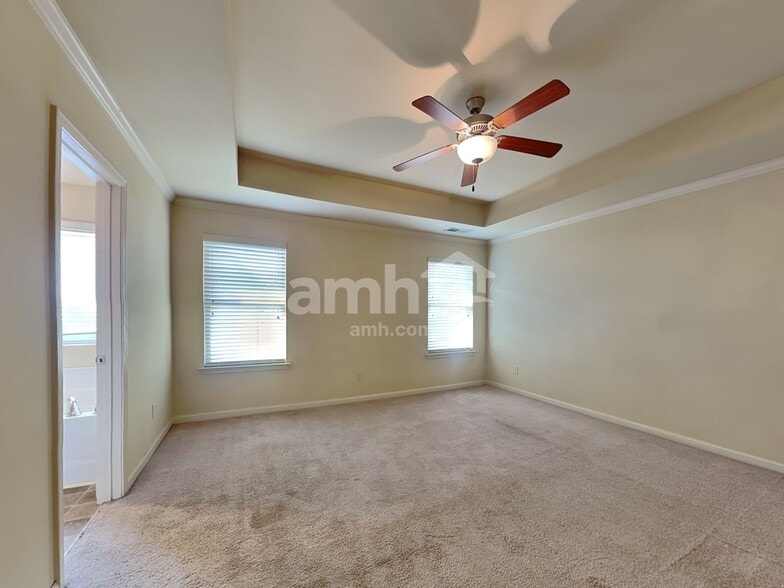 Building Photo - 1302 Lock Heath Trail SE