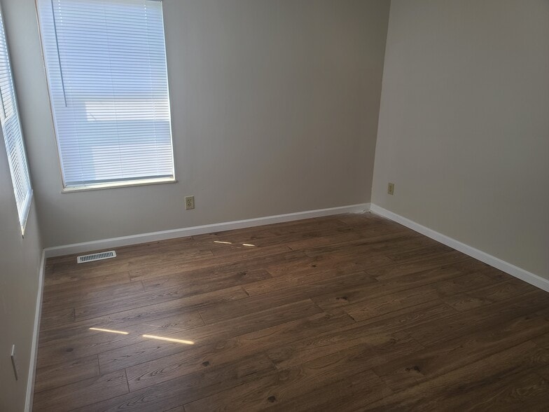 Building Photo - 1774 Rock Creek Dr