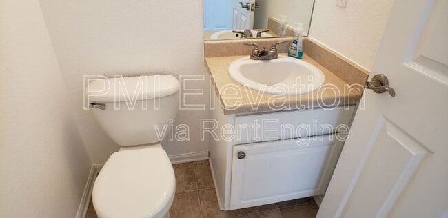 Building Photo - 3760 S Tempe Way