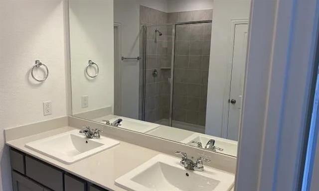 Building Photo - 1736 Everglades Dr