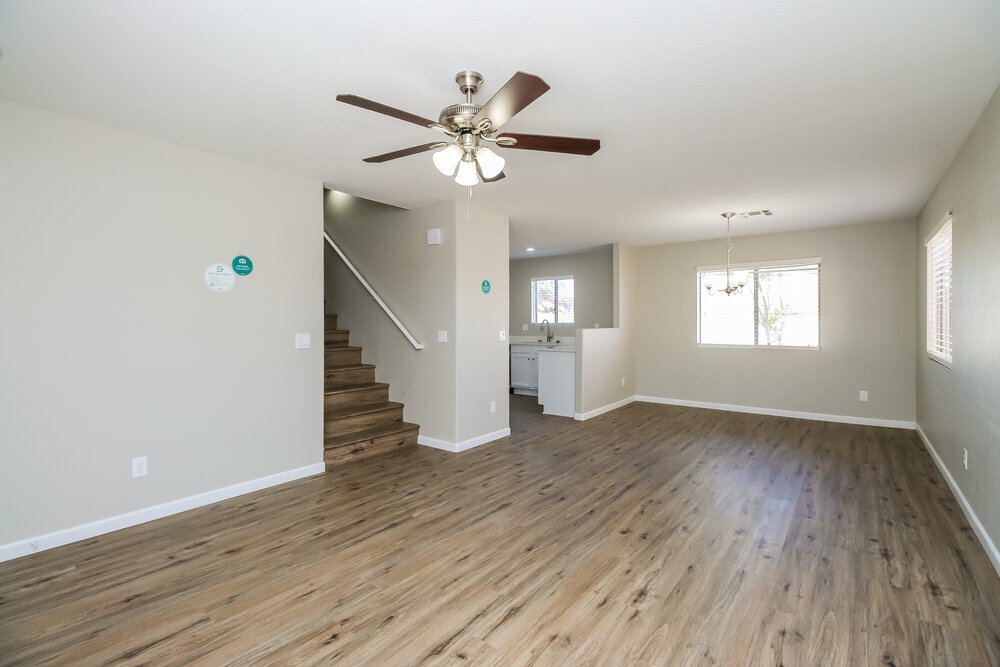 Building Photo - 1198 E Dust Devil Dr