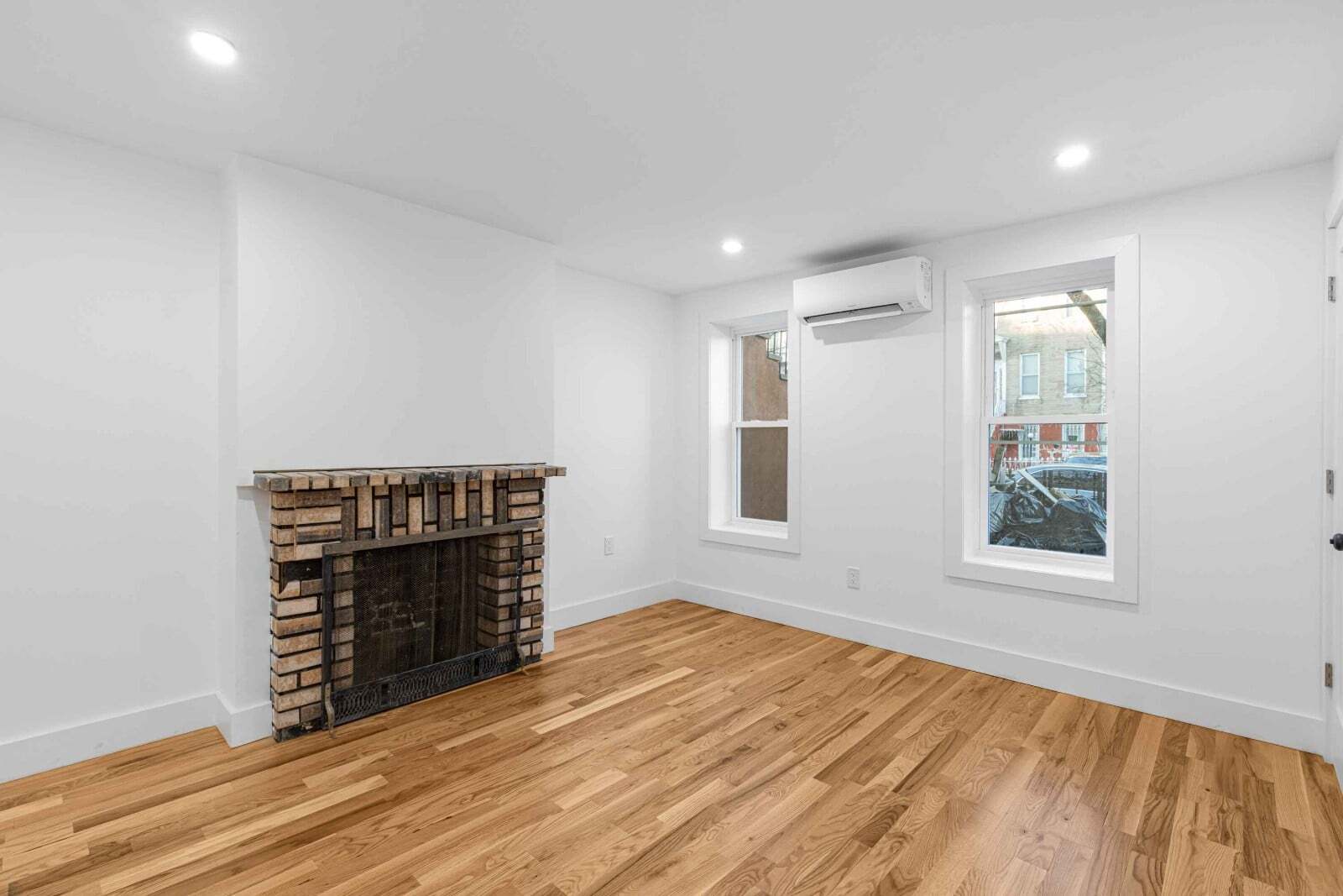 Building Photo - 1208 St Marks Ave