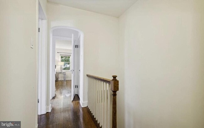 Building Photo - 1770 Hobart St NW