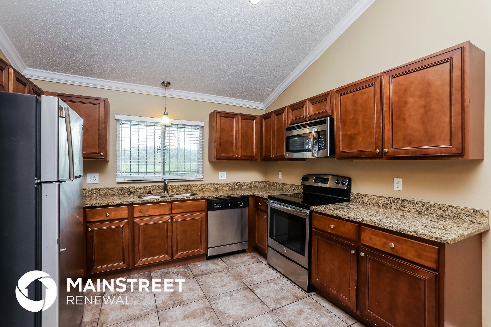 Building Photo - 2767 Silver Ridge Dr