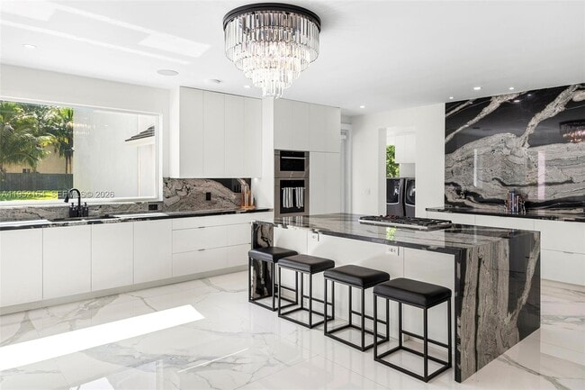 Building Photo - 13600 SW 67th Ave