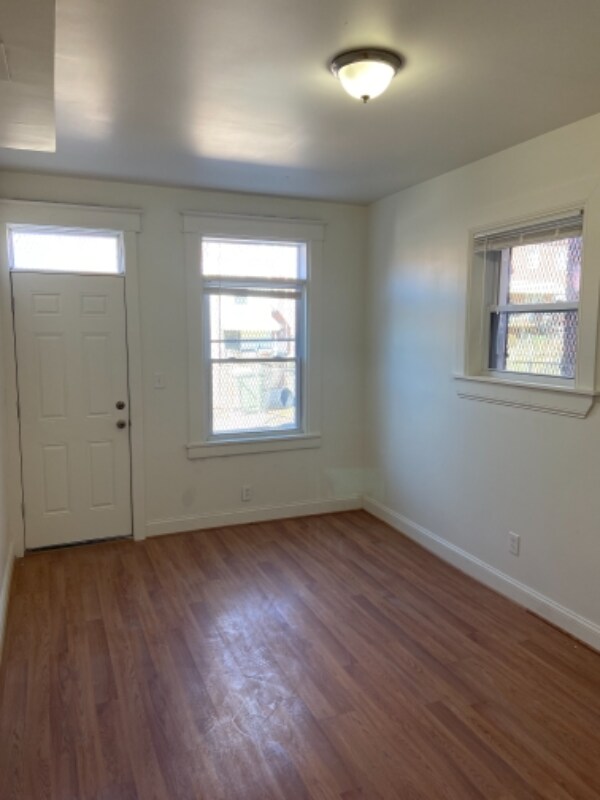 2576 Edmondson Ave 2576 Edmondson Ave Baltimore MD 21223 Apartment