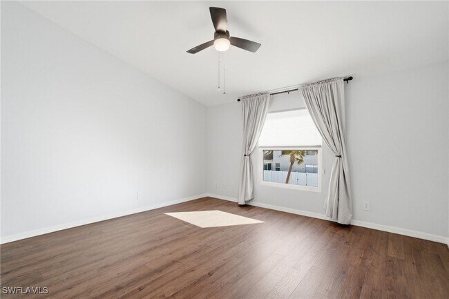 Building Photo - 3009 Palmetto Oak Dr