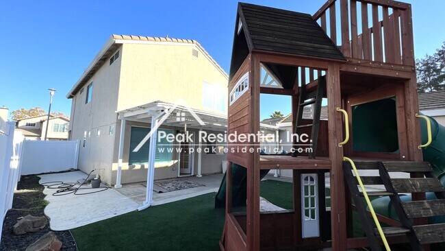 Building Photo - 8943 Cypress View Way