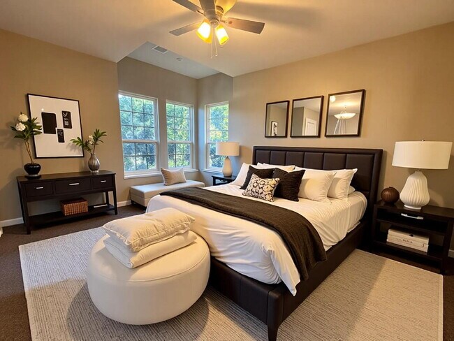 Building Photo - 1 Bed, 1 Bath Townhome Near Asian District