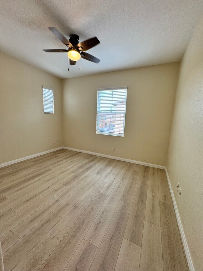 Building Photo - 17011 Calle Trevino