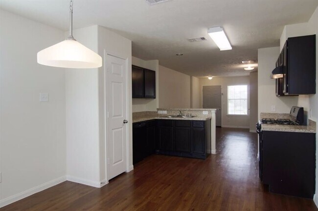 Building Photo - 12002 Jillian Crossing Dr