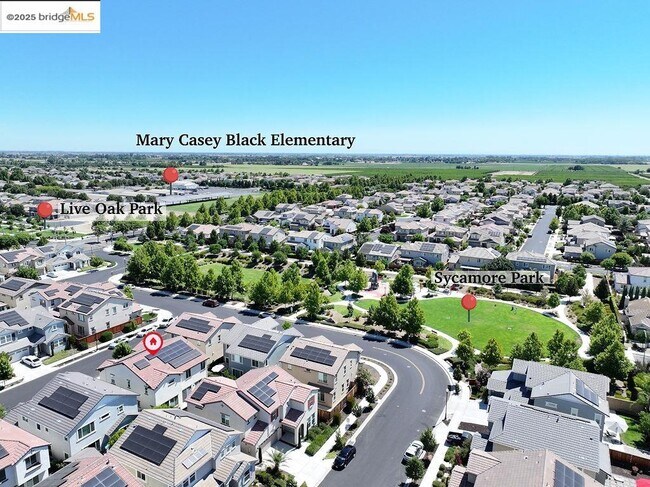 Building Photo - 278 Sespe Creek Ave.