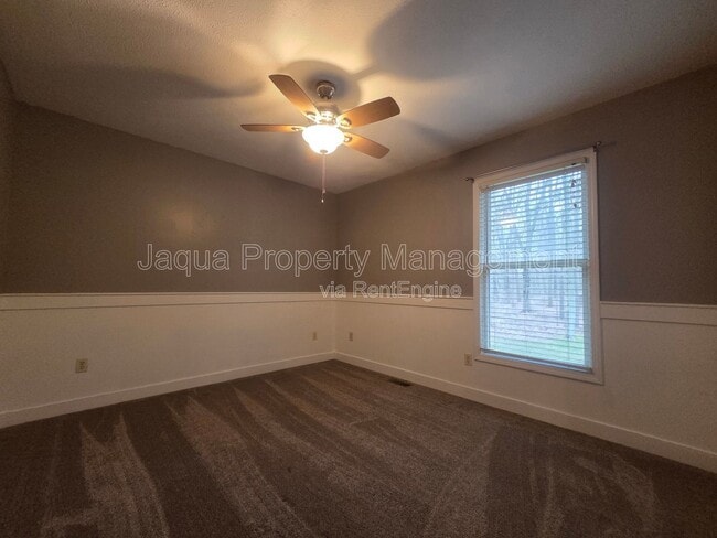 Building Photo - 13919 Coveney Rd