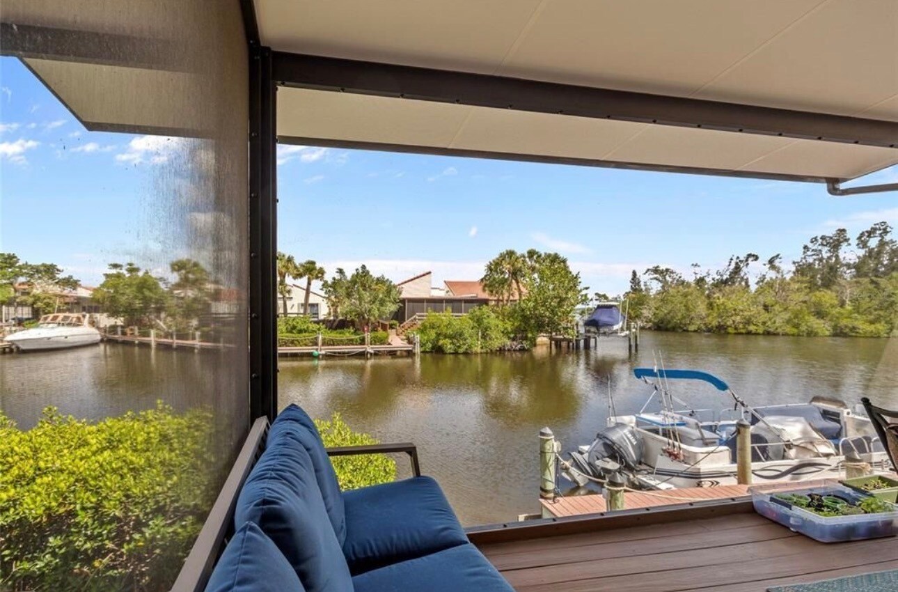 Building Photo - 25188 Marion Ave