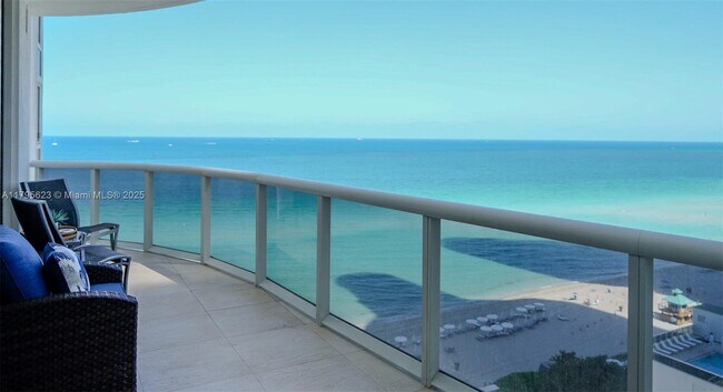 Primary Photo - 15901 Collins Ave