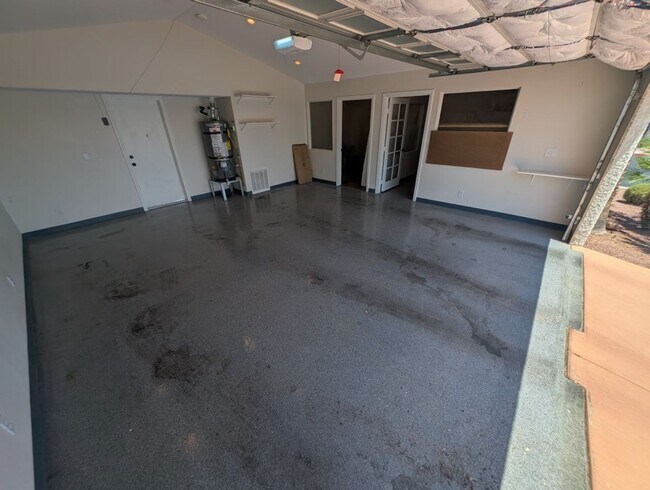 Building Photo - 4839 Lames Dr