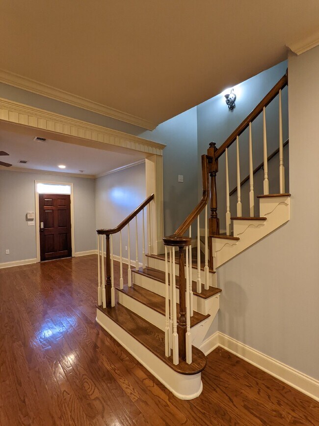 Building Photo - 103 Private Rd 3085