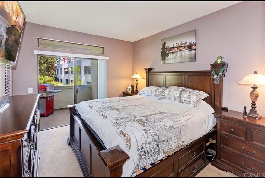 Building Photo - 5145 Tortuga Dr