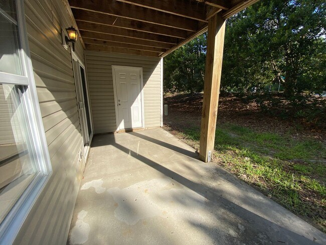 Building Photo - 5132 Greenville Loop Rd