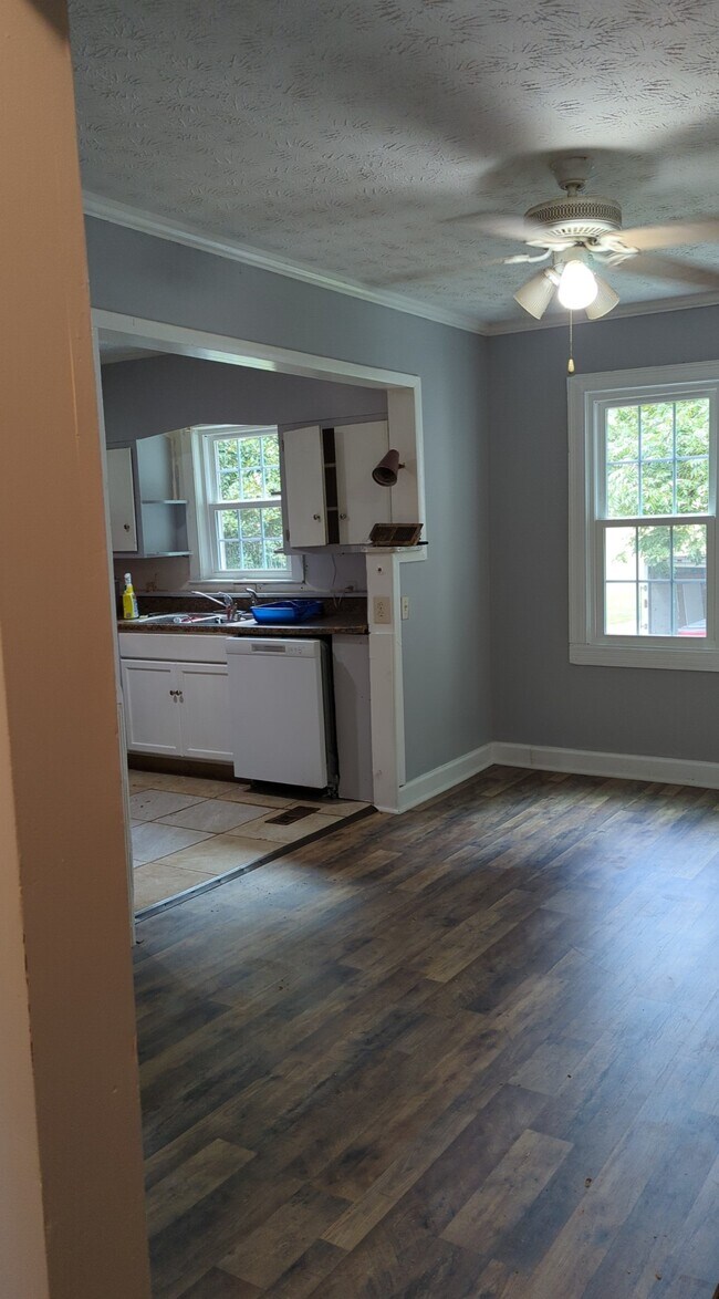 Dining Room - 2226 shady grove road