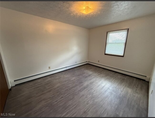 Building Photo - 8421 Colwyn Ct