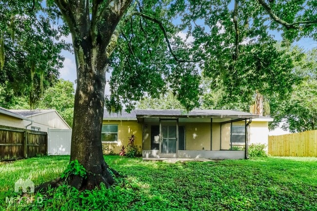 Building Photo - 14013 Fullerton Dr