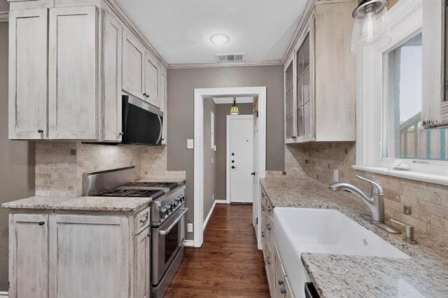 Building Photo - 4810 Stanford Ave