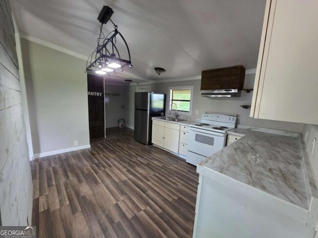 Building Photo - 1577 Corinth Poseyville Rd