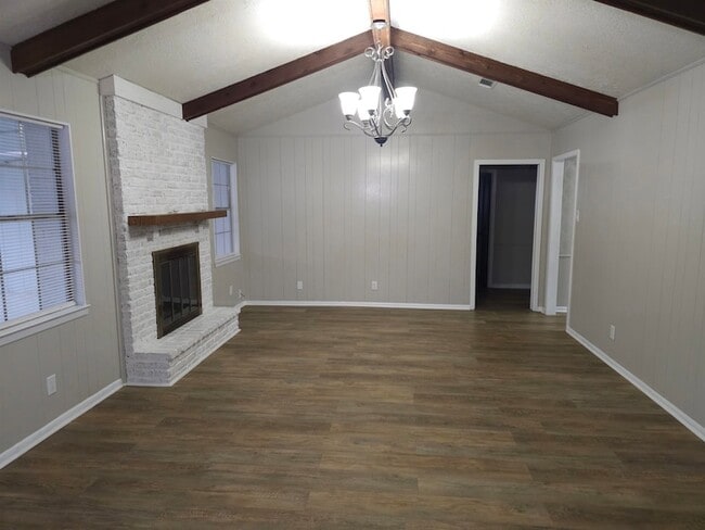 Building Photo - 3008 Tipps Dr