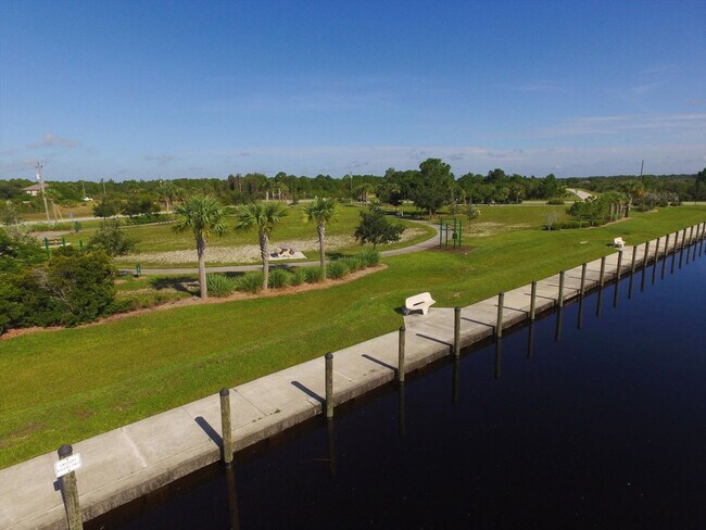 Building Photo - 14422 Maysville Cir