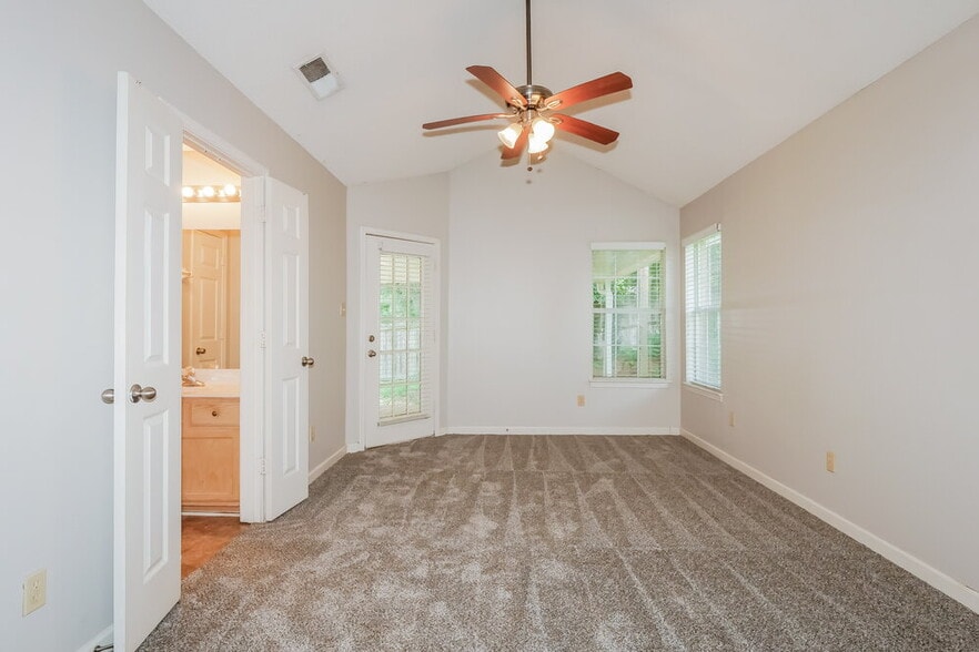 Building Photo - 7084 Lindsey Leaf Cove