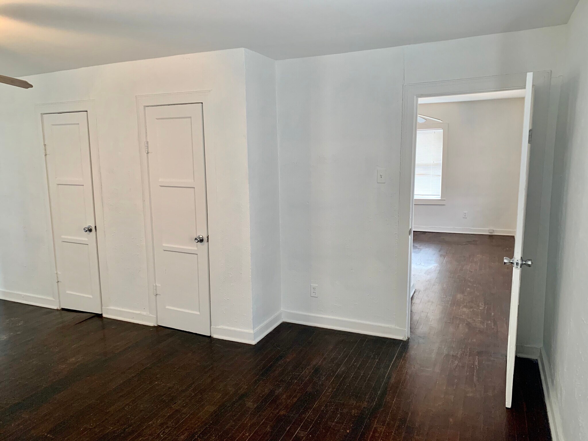 Building Photo - 2016 Dunlavy St