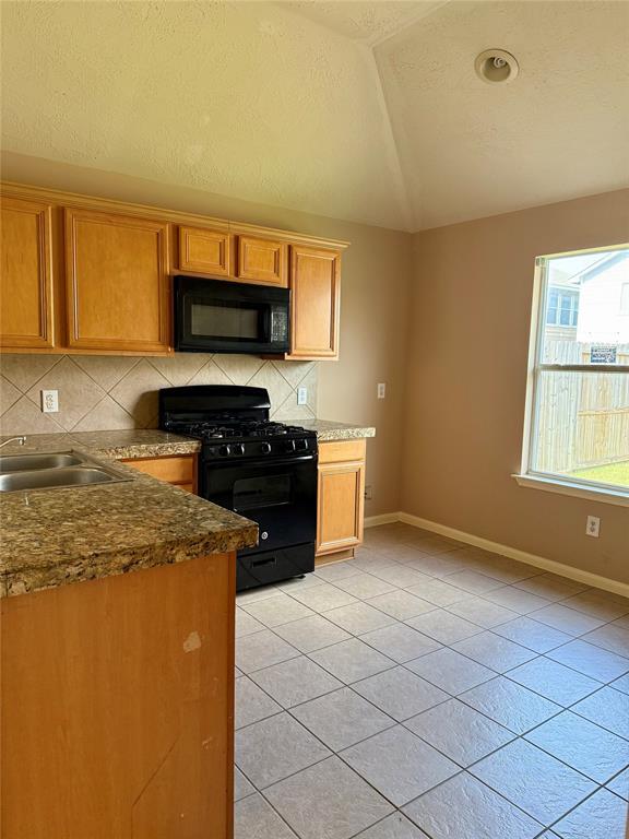 Building Photo - 10826 Waterfern Ct