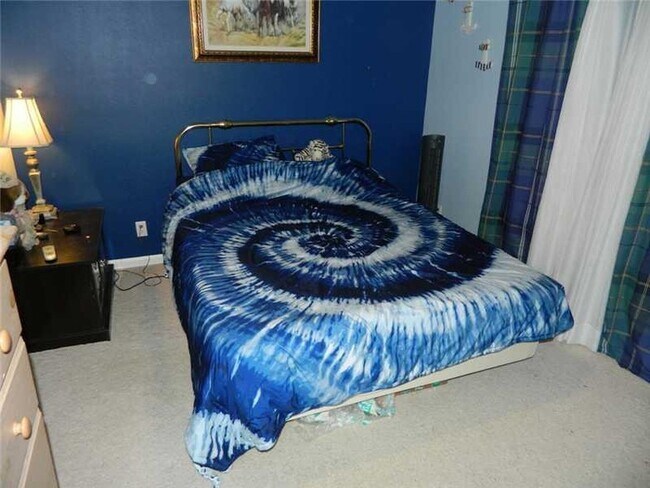 Building Photo - 19301 NW 10th St