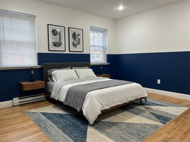 Building Photo - 1193 Hope St