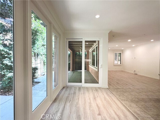 Building Photo - 38 Lupari