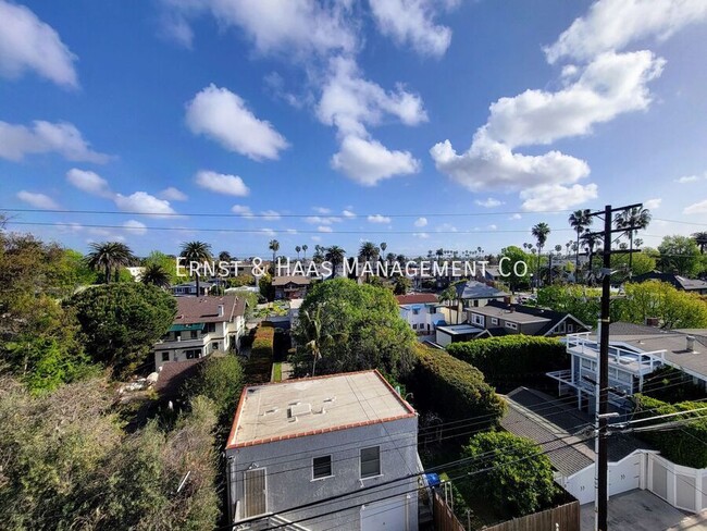 Building Photo - 2601 E Ocean Blvd