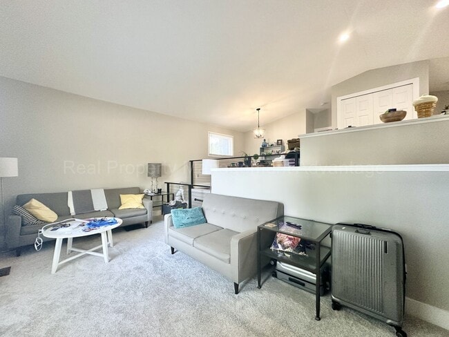 Building Photo - Rare Clawson Ranch – Fully Updated, Open C...