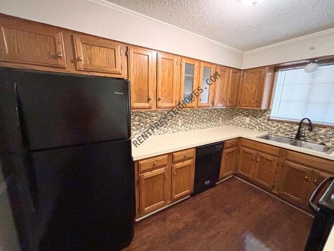 Building Photo - 238 Briarpatch Ln