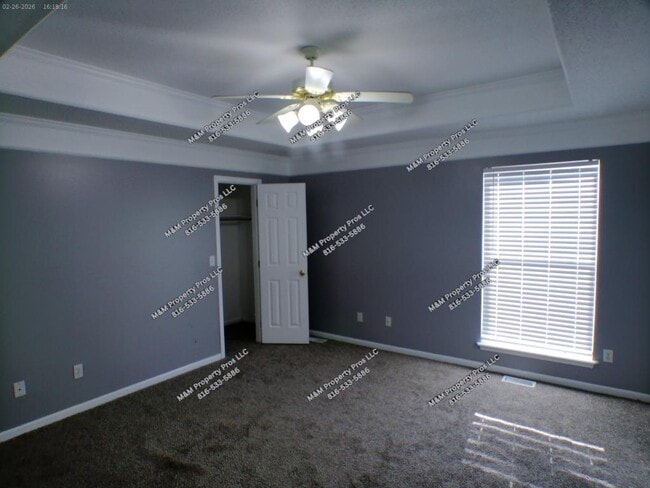 Building Photo - 7024 N Winchester Ave