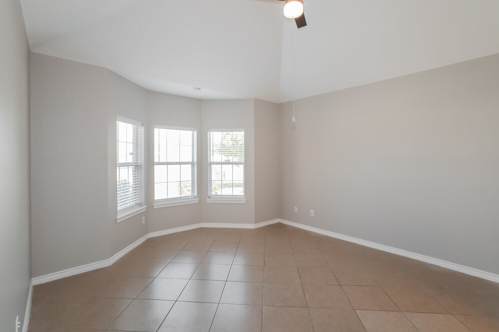 Building Photo - 2113 Beacon Way